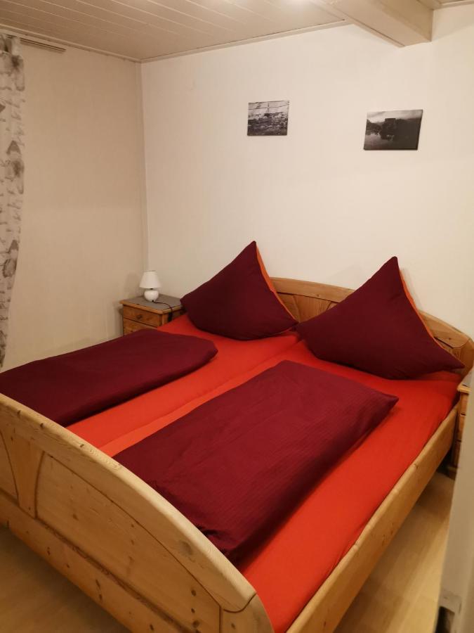 Ferienwohnung Lisa Bremm Zimmer foto